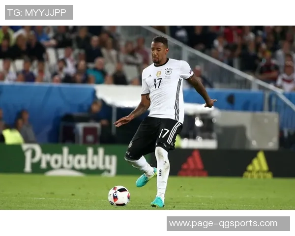 博阿滕宣布将与孔帕尼合作在拜仁进行教练实习体验