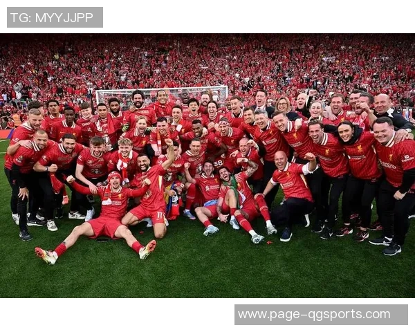 内维尔分析利物浦现状认为仍有机会争夺欧冠资格但难回巅峰状态 内维尔分析利物浦现状认为仍有机会争夺欧冠资格但难回巅峰状态